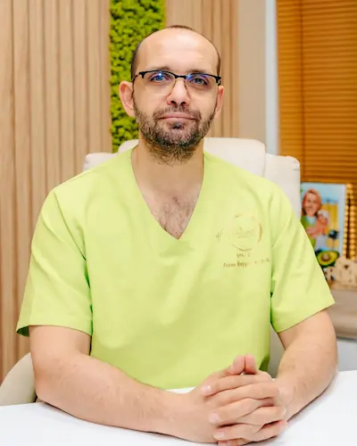 Доц. Д-р Ангел Йорданов, д.м.